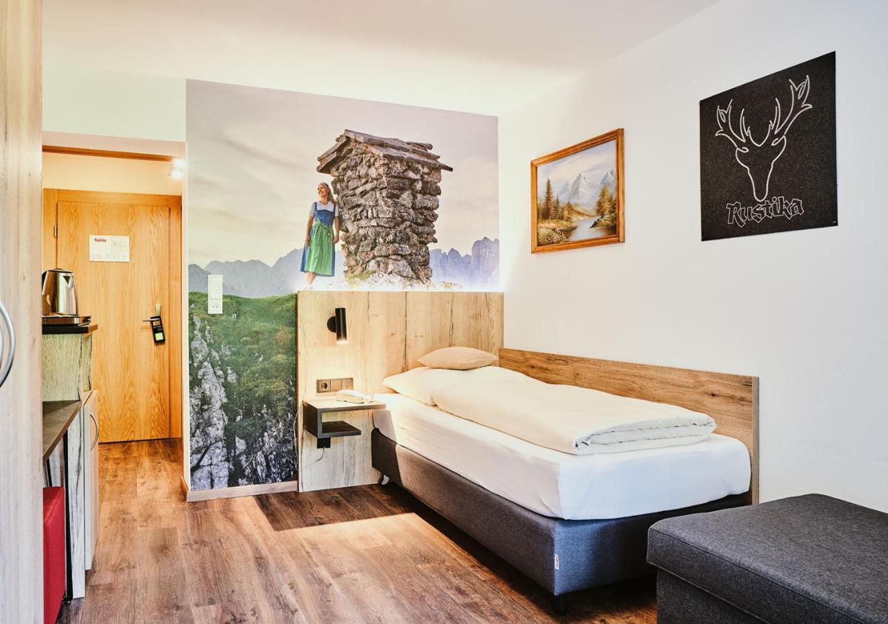 Hotel Rustika Lermoos Exterior photo