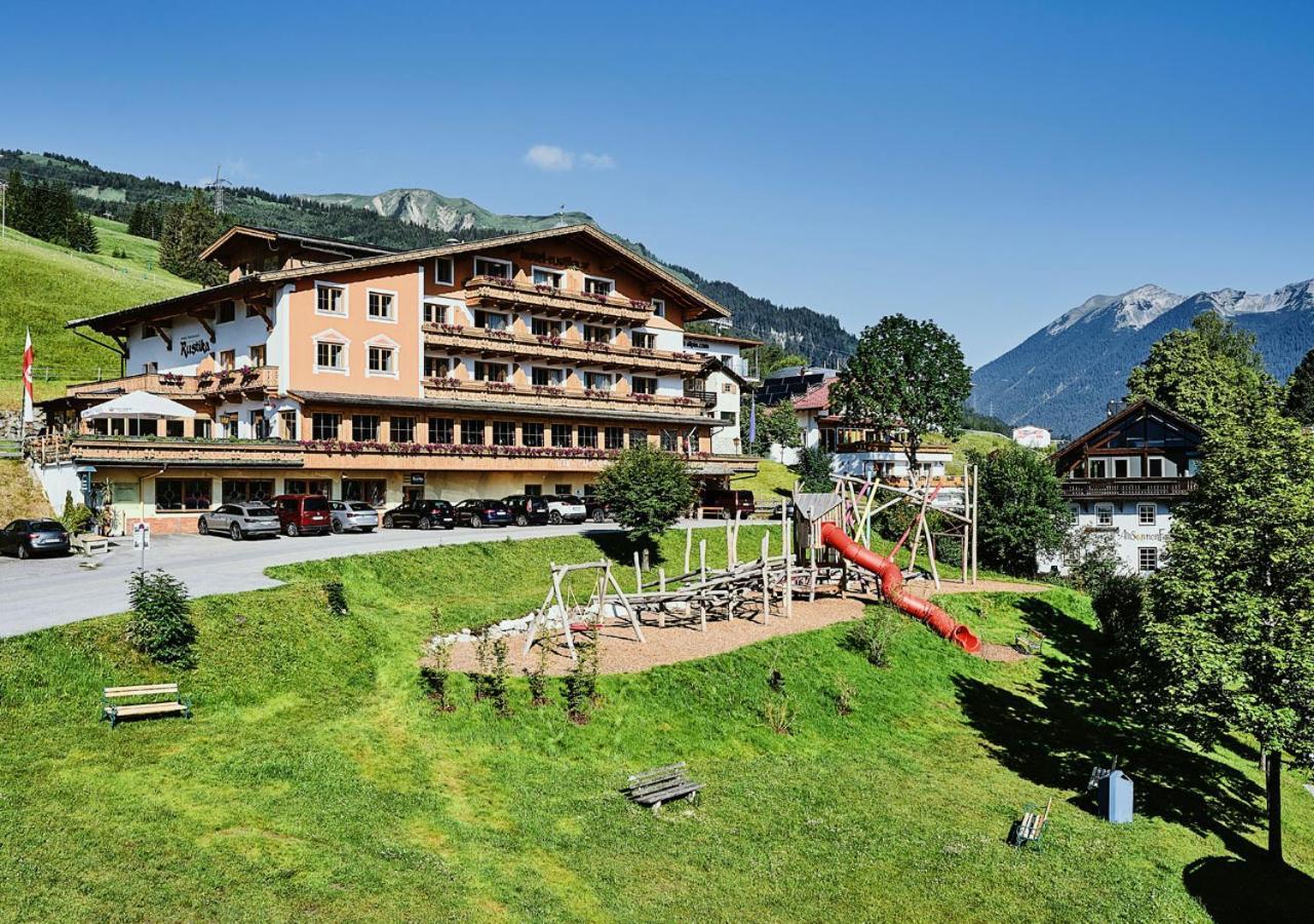 Hotel Rustika Lermoos Exterior photo